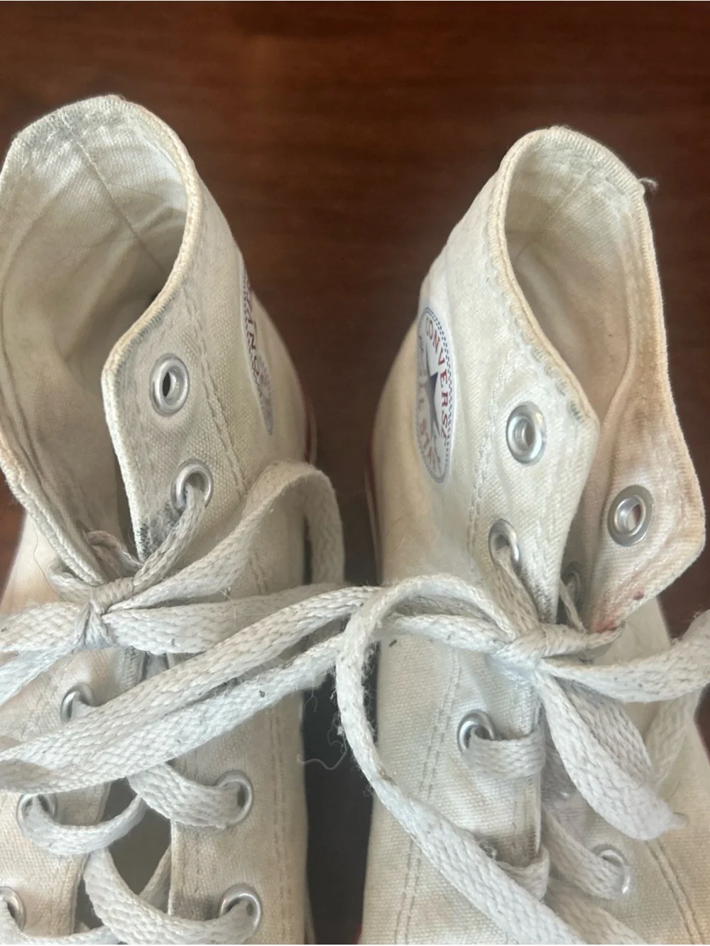 Converse Kids Cream High-Top Sneakers with Red Trim